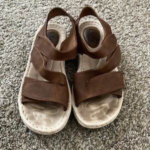 Cliffs by White Mountain Sandal cradles Velcro adjustable